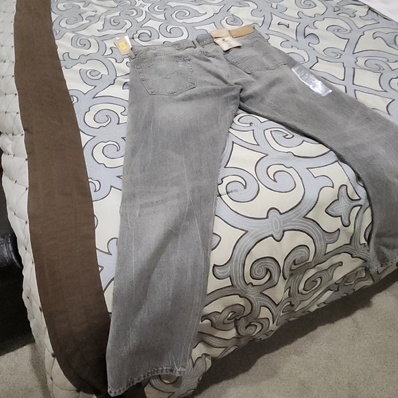 SOLD!!! Polo Ralph Lauren  Men’s Sullivan Slim Distressed Jeanns - Grey - 34×32 - Picture 10 of 12